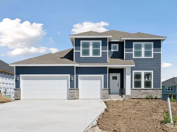 11620 Upland Ln N, Osseo, MN 55369