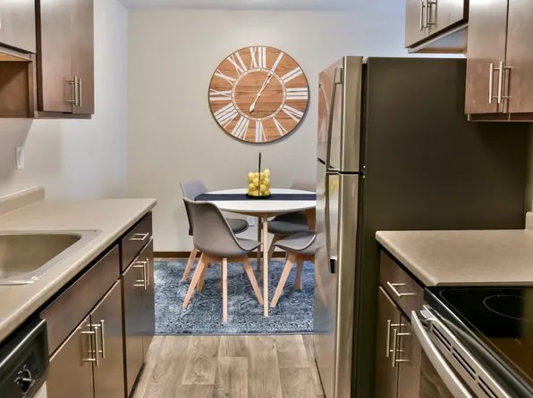Oakdale Apartments