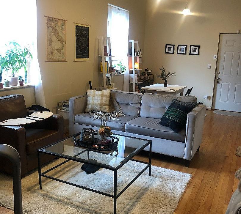 1st image of 1408 W Waveland Ave #1