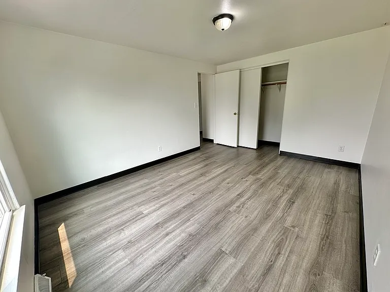 1095 Gillingham Rd #D — Photo 12