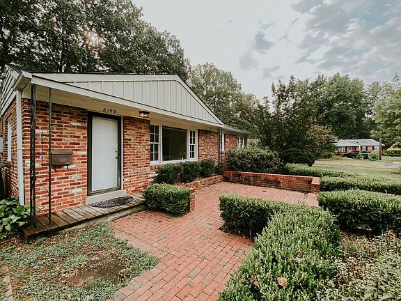 4th image of 8109 Carlyle Pl