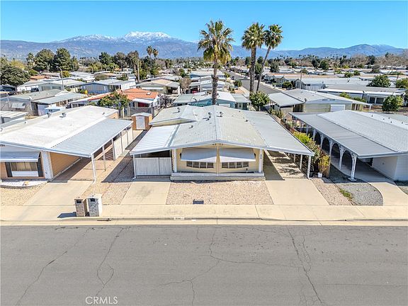 4th image of 554 Castille Dr