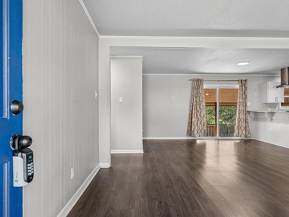 2nd image of 108 Ross St