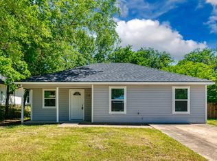 1138 Alvarado St, Cleburne, TX 76031