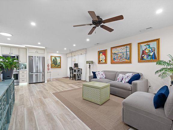 4th image of 1034 Hendricks Ct