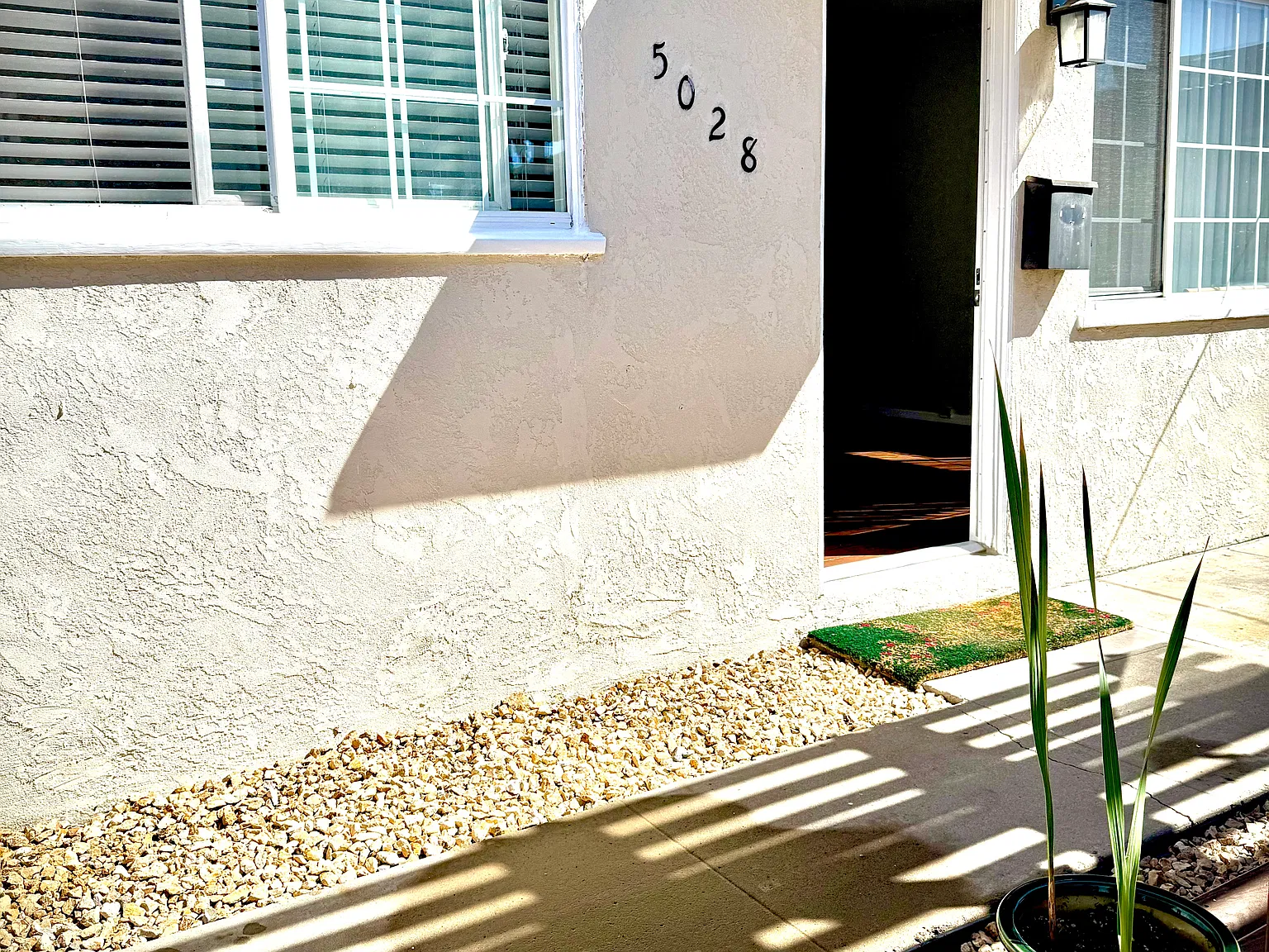 1 bed, 462 sqft, $2,400 — Photo 1