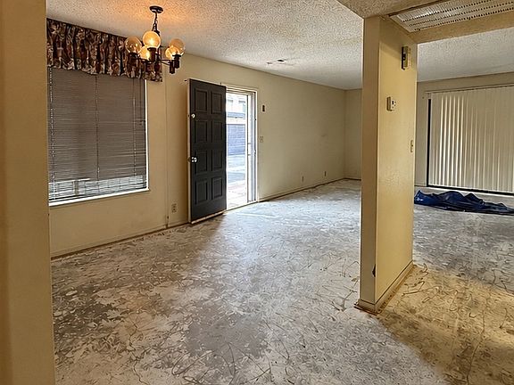 2nd image of 4578 Portadown Ln