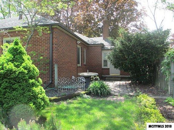 5th image of 812 E State St