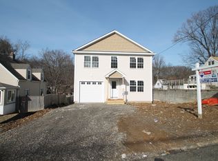 96 Douglas St, Bridgeport, CT 06606