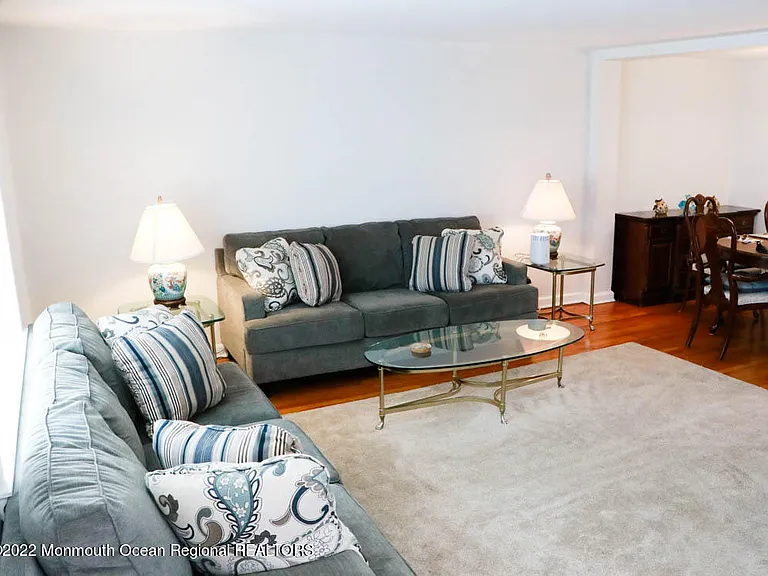 5 Vine Ct — Photo 27