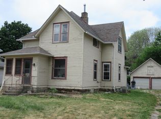 1610 11th St, Eldora, IA 50627