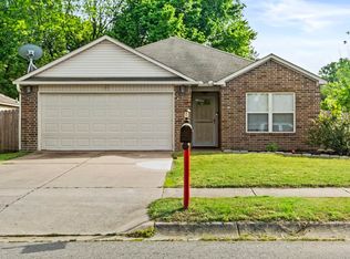 512 Saunders Dr, N Little Rock, AR 72117
