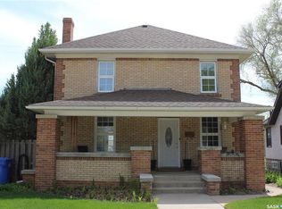 1418 2nd STREET, Estevan, SK S4A 0M6