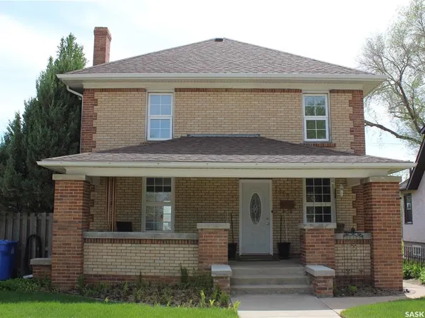 1418 2nd STREET, Estevan, SK S4A 0M6
