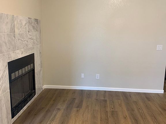 5th image of 126 E Blancas Dr