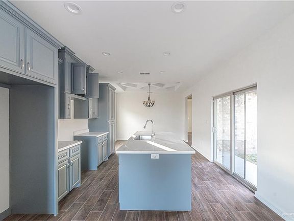 5th image of 2316 Lupita St