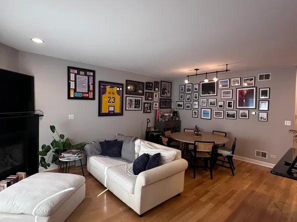 3801 N Kedzie Ave APT 3N, Chicago, IL 60618