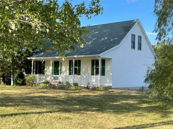 11702 Hickory Grove Pl, New London, MO 63459