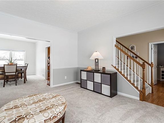 4th image of 13165 Kensington Dr