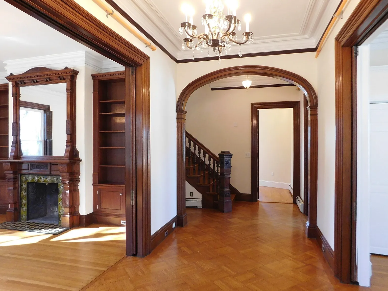 2 bed, 1.5 bath, 1778 sqft, $2,500 — Photo 2
