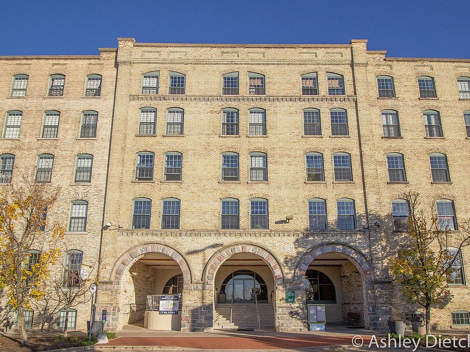 1st image of 940 Monroe Ave NW APT 501