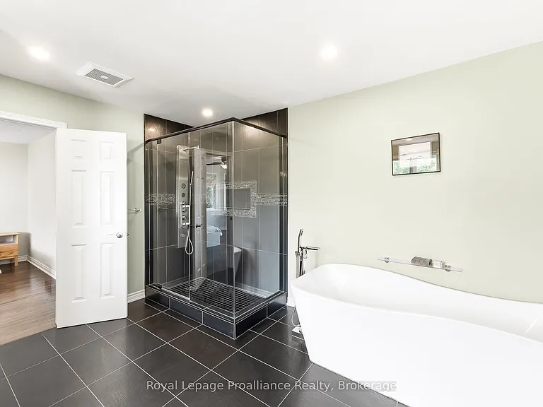 37 Ravine Dr — Photo 32