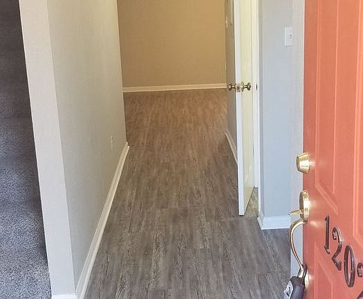 3rd image of 1202A Melody Ln