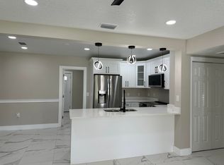 5008 N Tampania Ave, Tampa, FL 33614