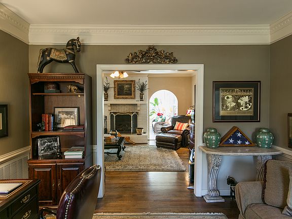 3rd image of 314 Meyers Dr