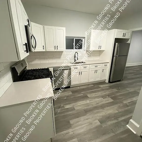 5306 Chestnut St #1 — Photo 1