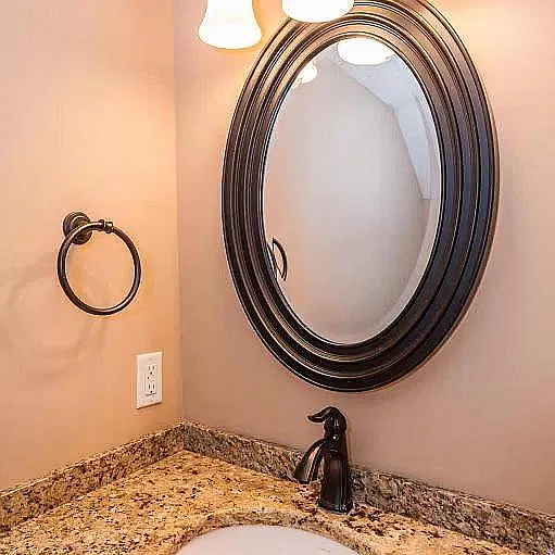 downstairs 1/2 bath