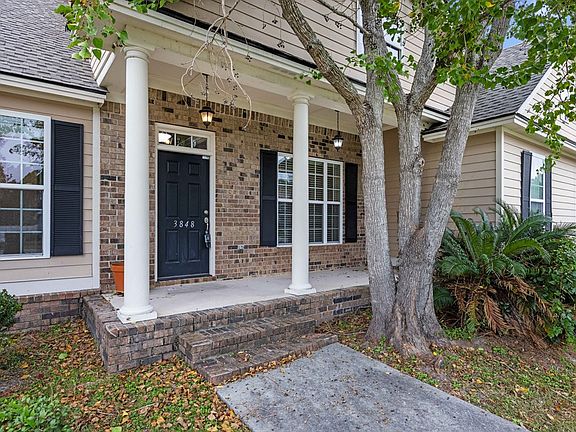 5th image of 3848 Thoreau Dr