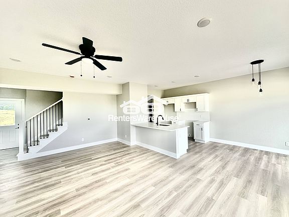 2nd image of 7000 Lake Ridge Ave Unit 27