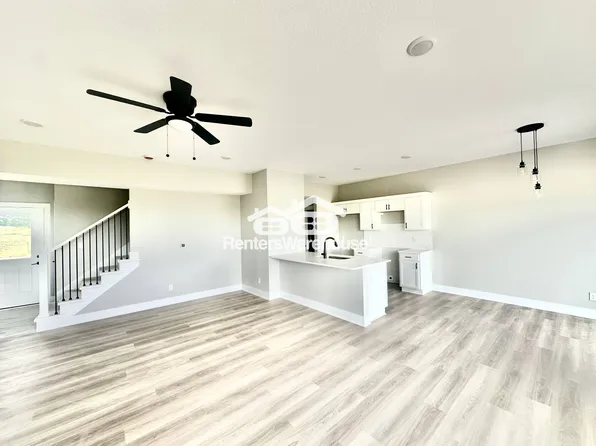 7000 Lake Ridge Ave, Des Moines, IA