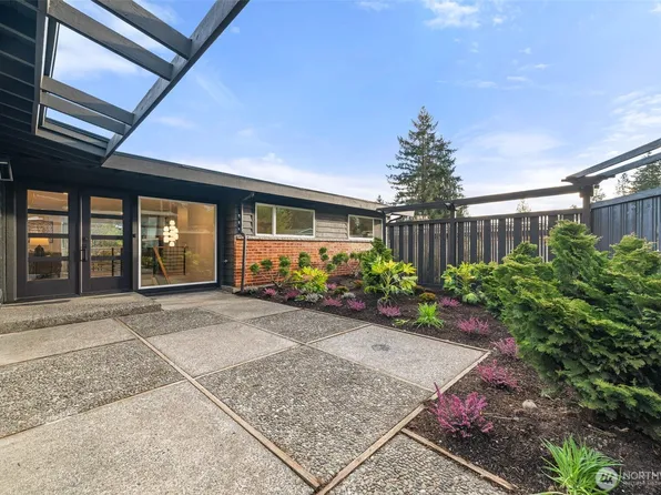 16807 NE 6TH Place, Bellevue, WA 98008