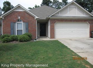 275 Fox Run Ln, Pell City, AL 35125