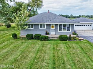 9772 Crawford Rd, Columbus, MI 48063