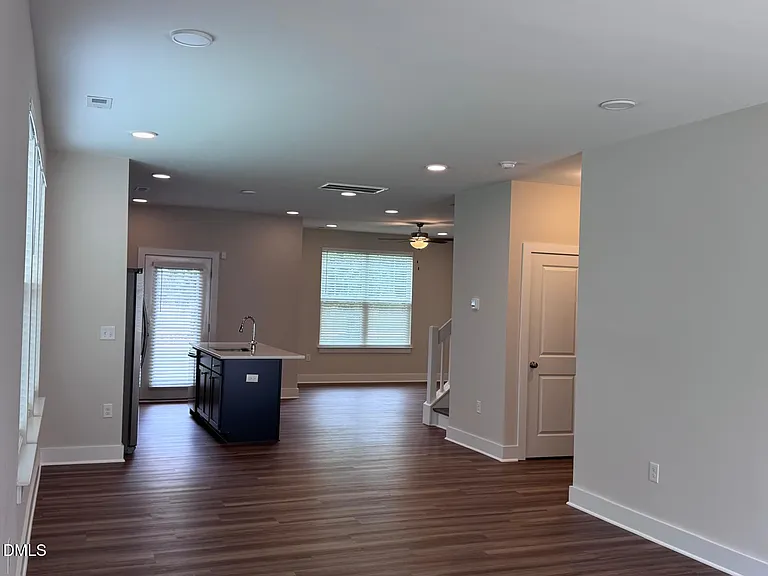 836 Pryor St — Photo 13