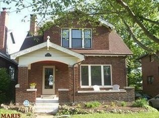 7538 Warner Ave, Saint Louis, MO 63117