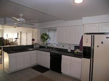 2nd image of 1220 Clearwater St
