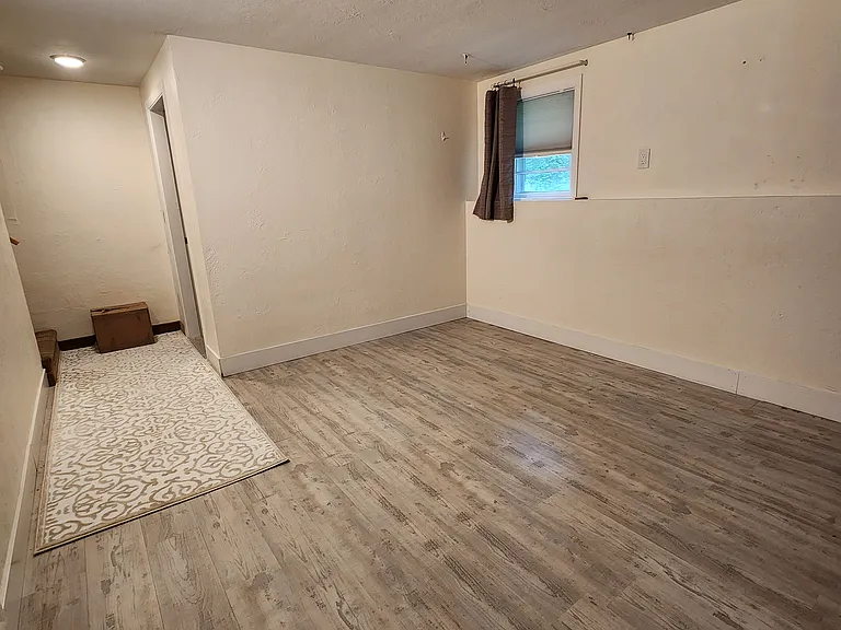 58 Anthony Rd — Photo 24