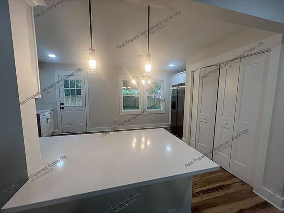 3rd image of 2513 Westgrove Dr