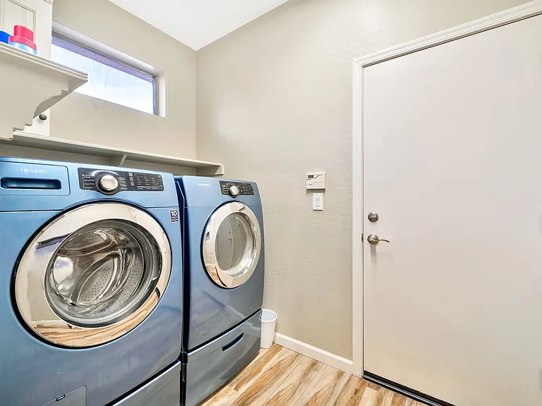 2519 W Myopia Dr — Photo 25
