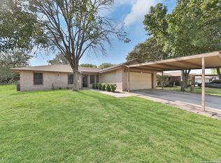 10614 Green Nook St, San Antonio, TX 78223