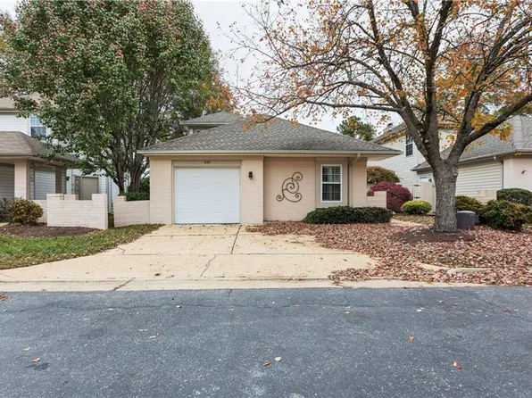 959 Nicklaus Dr, Newport News, VA 23602