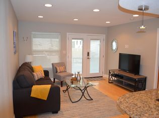 609 Blanco St APT 103, Austin, TX 78703