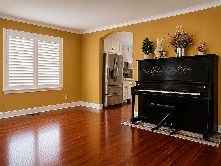 4407 S Shell St — Photo 6
