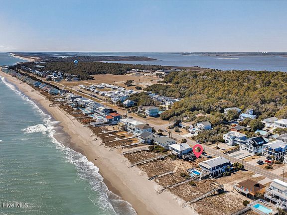 4th image of 933 S Fort Fisher Boulevard
