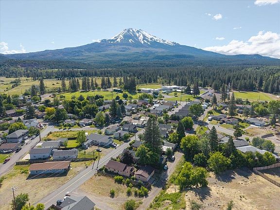 5th image of 581 Shasta Ave