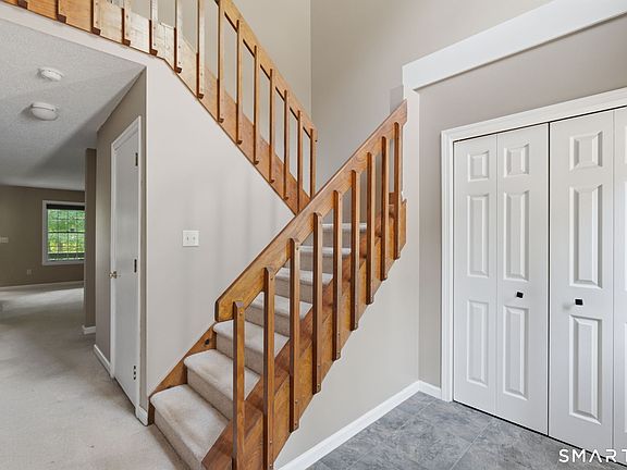 4th image of 102 Crown Ridge #102